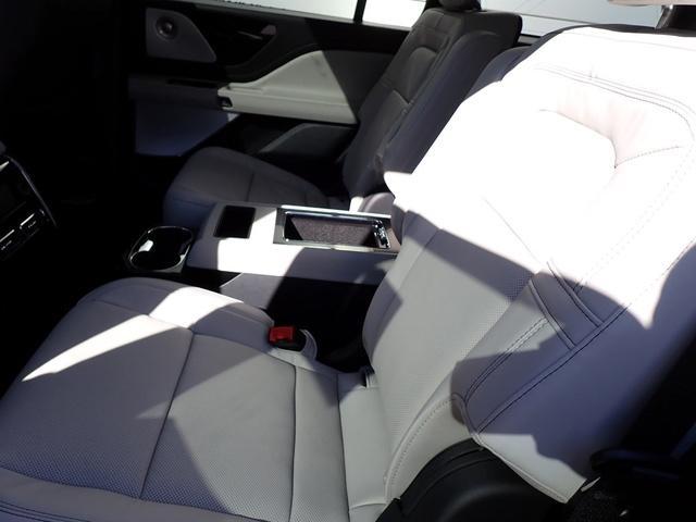 new 2025 Lincoln Aviator car, priced at $82,340