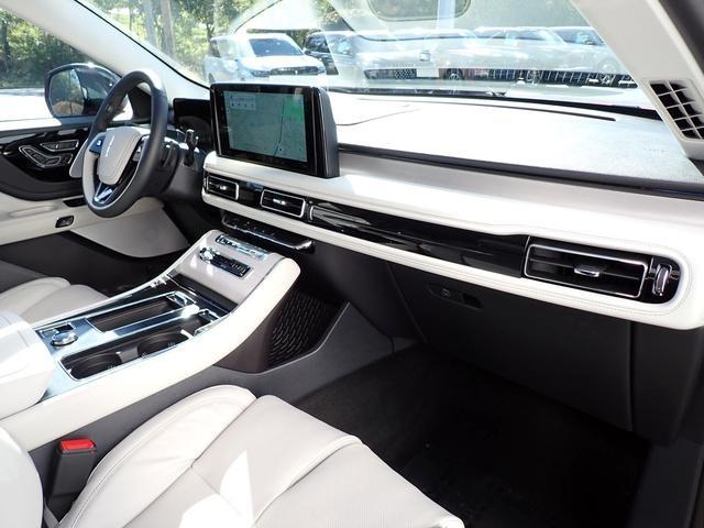 new 2025 Lincoln Aviator car, priced at $82,340