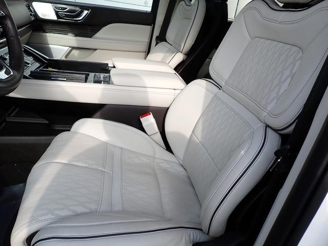 used 2024 Lincoln Navigator car, priced at $94,986