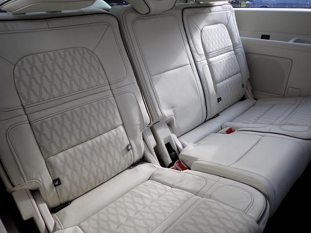 used 2024 Lincoln Navigator car, priced at $94,986