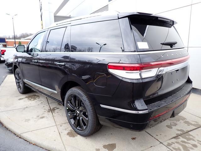 new 2024 Lincoln Navigator car, priced at $106,195