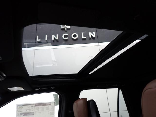 new 2024 Lincoln Navigator car, priced at $106,195