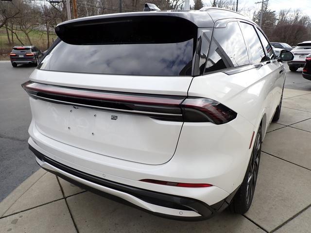 new 2024 Lincoln Nautilus car, priced at $65,670