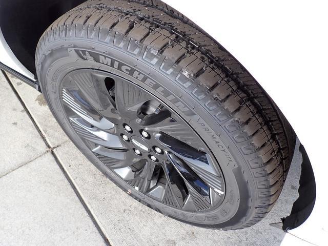 new 2025 Lincoln Navigator car, priced at $107,085