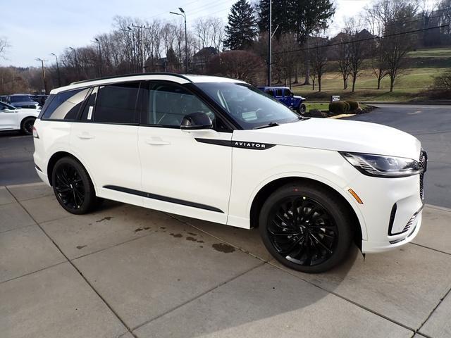 new 2025 Lincoln Aviator car, priced at $83,270