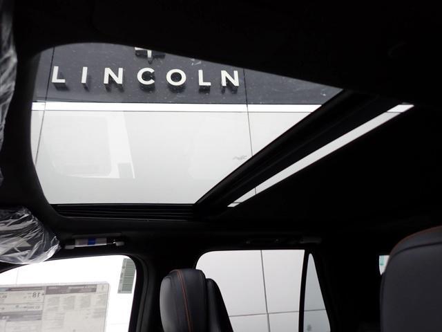 new 2024 Lincoln Navigator car, priced at $120,165