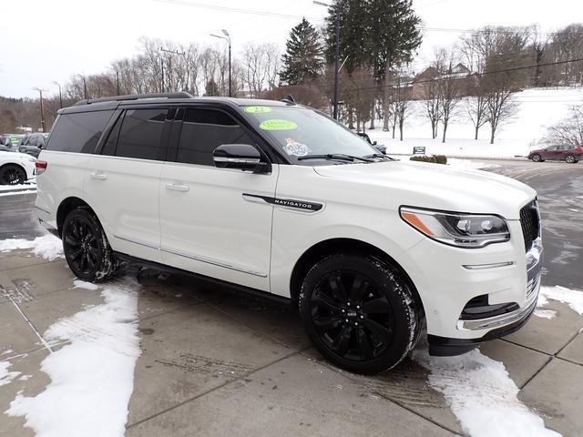 used 2022 Lincoln Navigator car, priced at $79,998