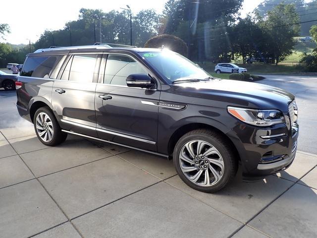 used 2024 Lincoln Navigator L car, priced at $74,988