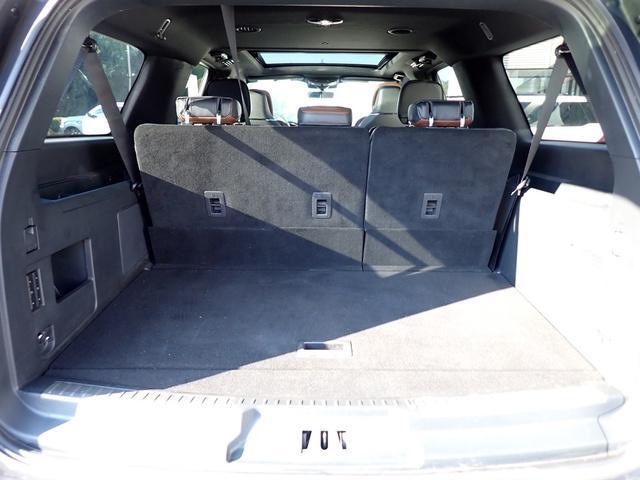 used 2024 Lincoln Navigator L car, priced at $74,988