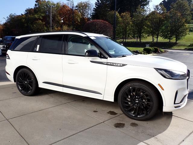 new 2025 Lincoln Aviator car, priced at $80,810