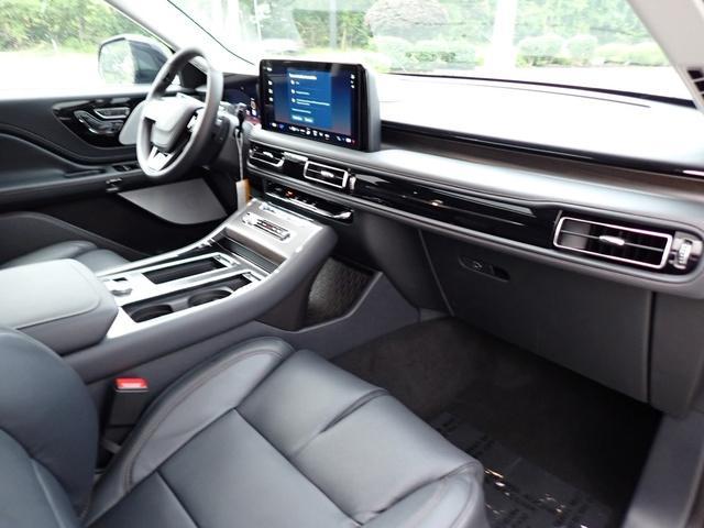 new 2025 Lincoln Aviator car, priced at $81,590