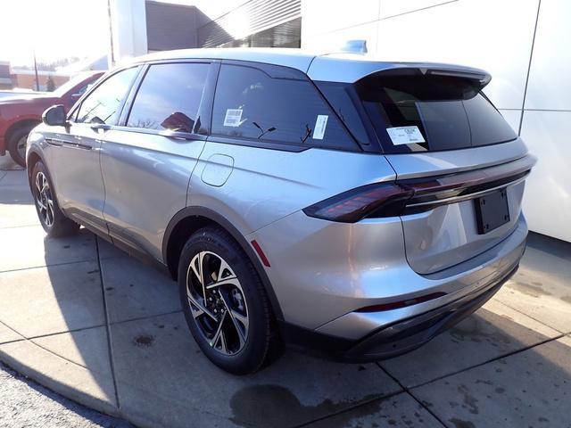 new 2025 Lincoln Nautilus car, priced at $58,735