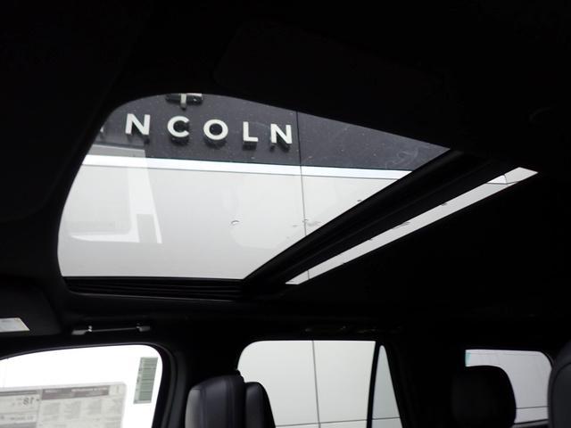 new 2024 Lincoln Navigator car, priced at $106,800