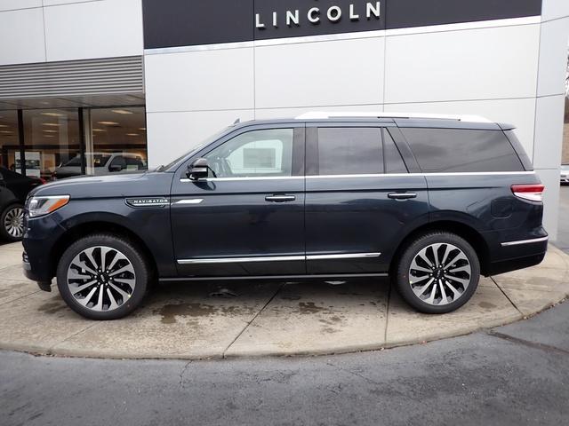 new 2024 Lincoln Navigator car, priced at $105,945