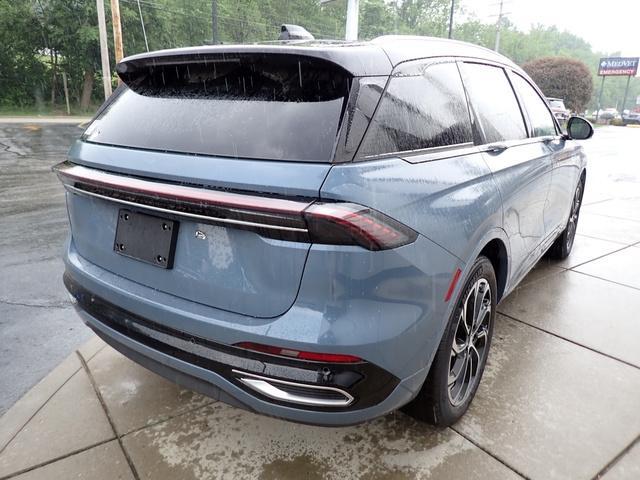 new 2025 Lincoln Nautilus car