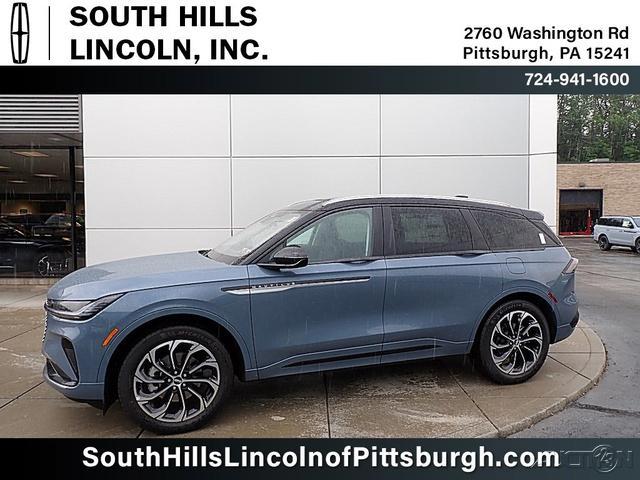 new 2025 Lincoln Nautilus car
