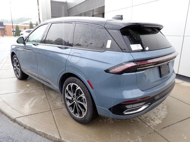 new 2025 Lincoln Nautilus car