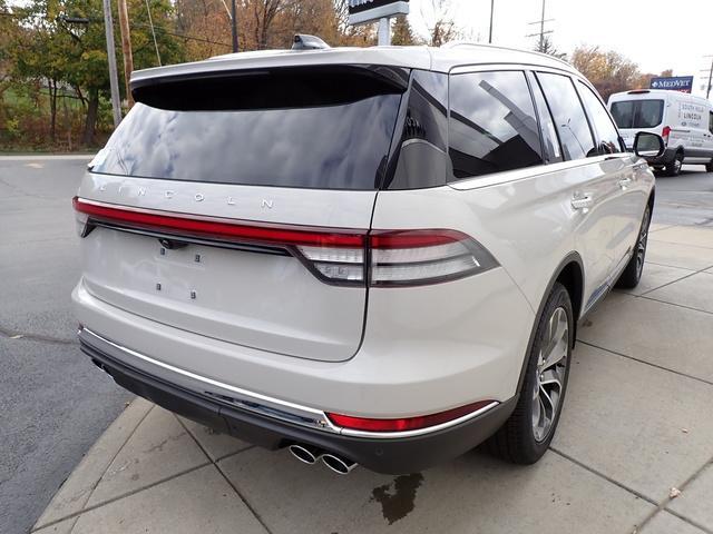 new 2025 Lincoln Aviator car, priced at $72,935