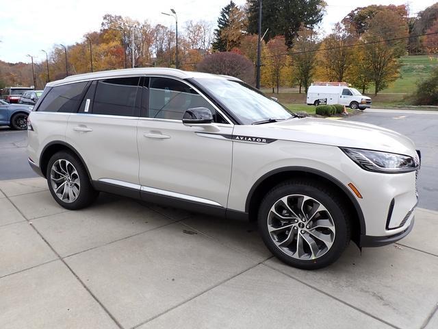 new 2025 Lincoln Aviator car, priced at $72,935