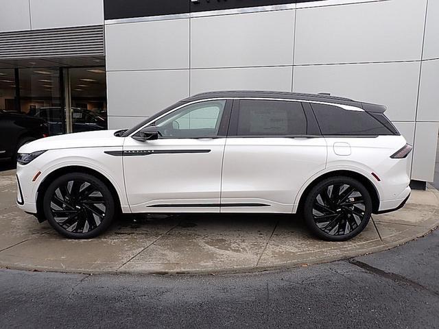 new 2024 Lincoln Nautilus car, priced at $79,695