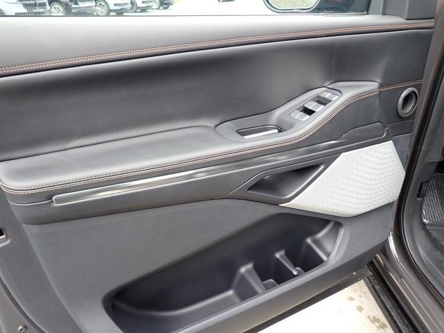 new 2025 Lincoln Navigator car, priced at $121,590