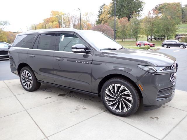 new 2025 Lincoln Navigator car, priced at $121,590