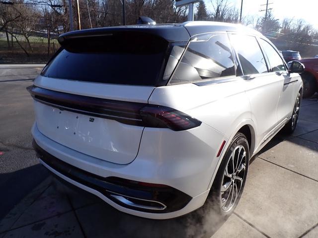 new 2025 Lincoln Nautilus car, priced at $69,910