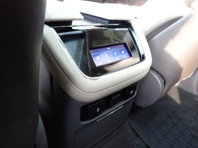 used 2024 Lincoln Navigator car, priced at $69,987