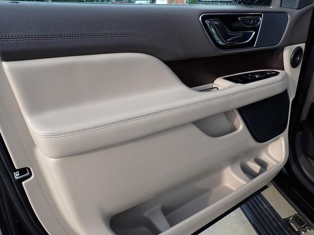 used 2024 Lincoln Navigator car, priced at $69,987
