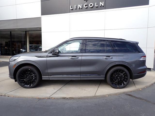 new 2025 Lincoln Aviator car, priced at $80,810