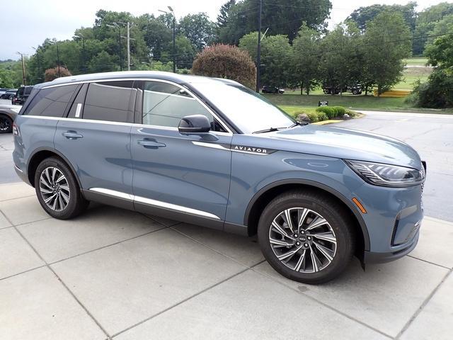 new 2025 Lincoln Aviator car