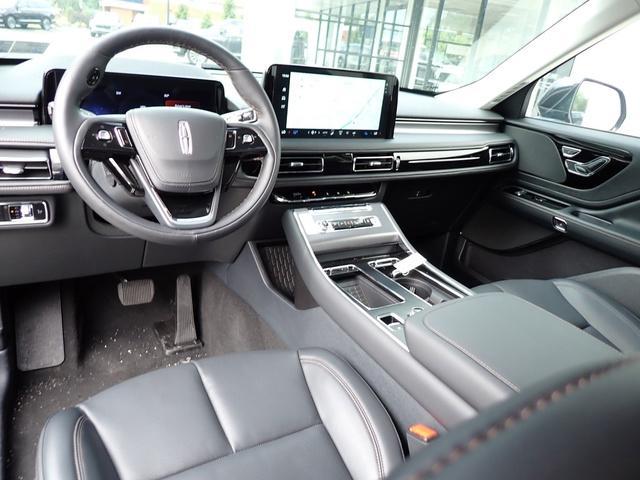 new 2025 Lincoln Aviator car