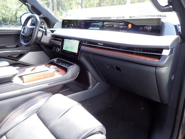 new 2025 Lincoln Navigator L car, priced at $124,590