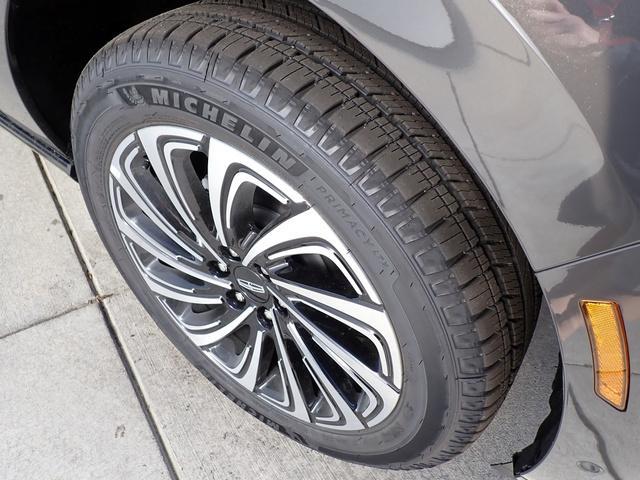 new 2025 Lincoln Navigator L car, priced at $124,590