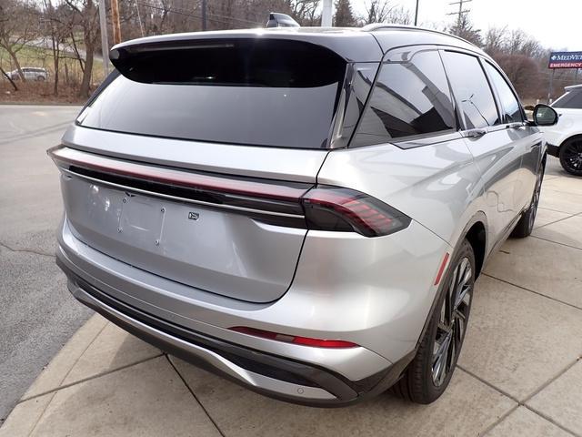 new 2025 Lincoln Nautilus car, priced at $65,705