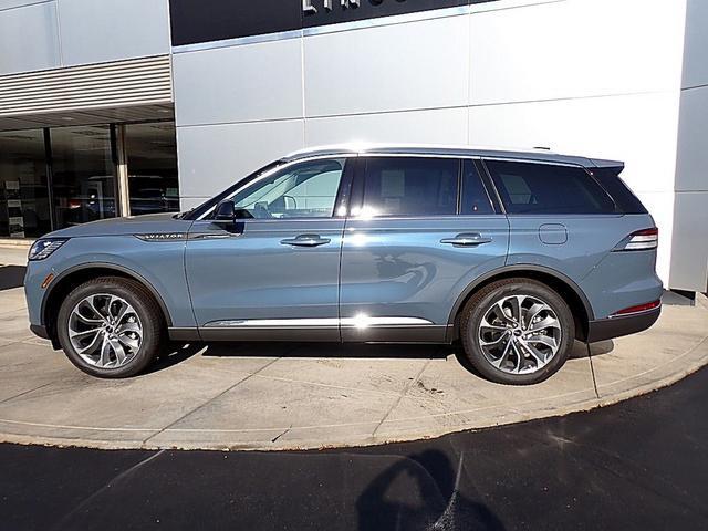 new 2025 Lincoln Aviator car