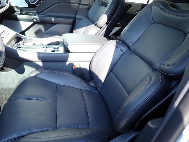 new 2025 Lincoln Aviator car