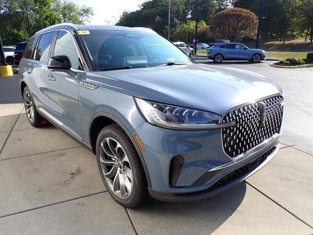 new 2025 Lincoln Aviator car