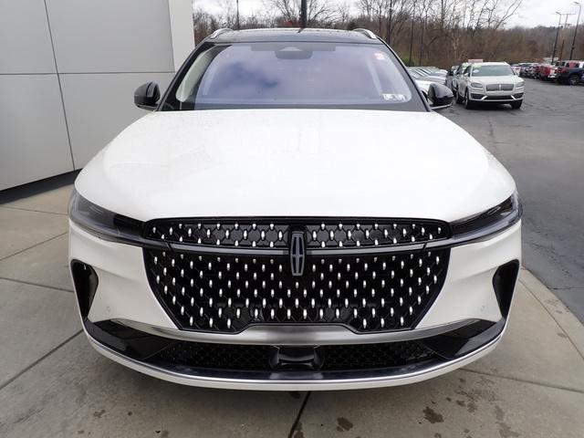 new 2025 Lincoln Nautilus car, priced at $63,355