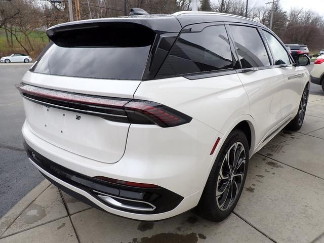 new 2025 Lincoln Nautilus car, priced at $63,355