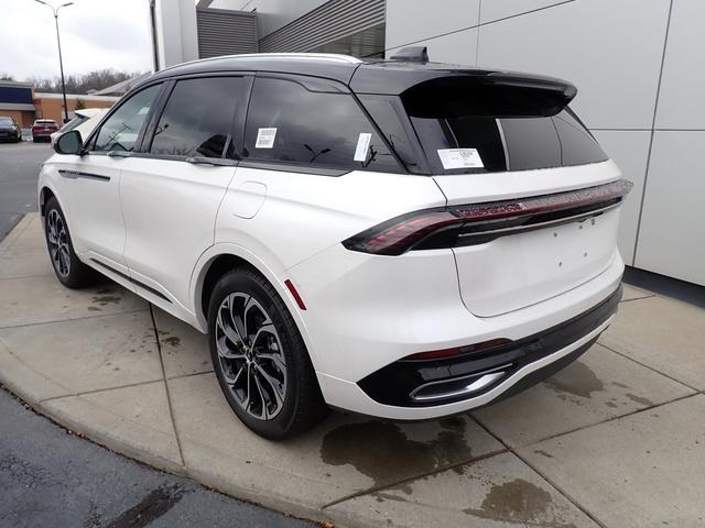 new 2025 Lincoln Nautilus car, priced at $63,355