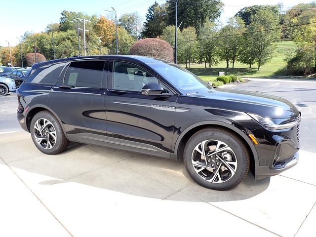 new 2024 Lincoln Nautilus car, priced at $55,010