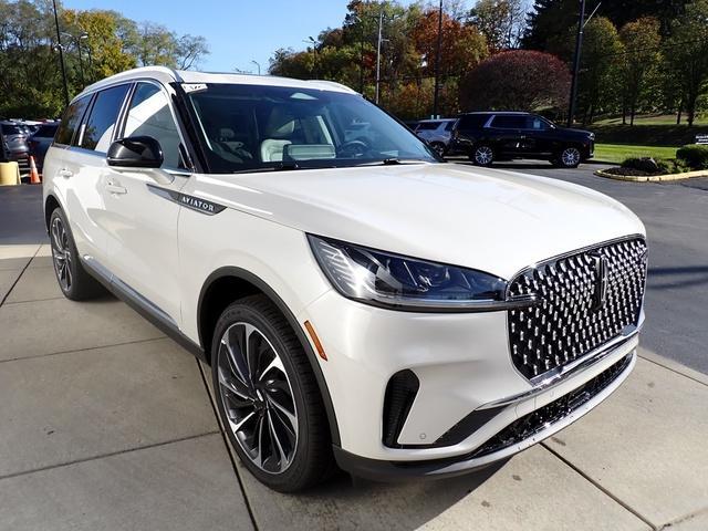 new 2025 Lincoln Aviator car, priced at $74,525