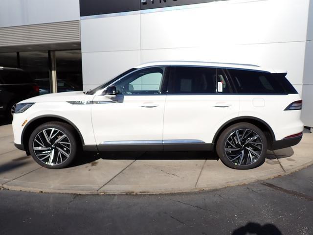 new 2025 Lincoln Aviator car, priced at $81,110