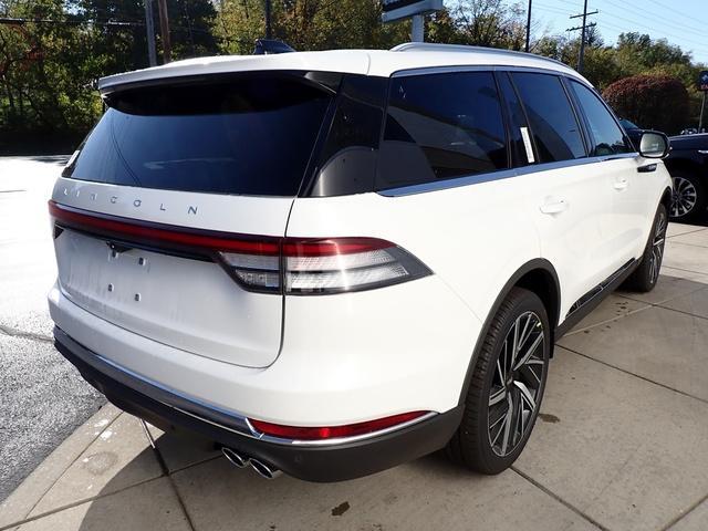 new 2025 Lincoln Aviator car, priced at $81,110