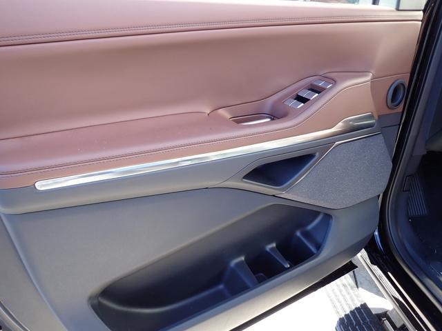 new 2025 Lincoln Navigator car, priced at $102,590