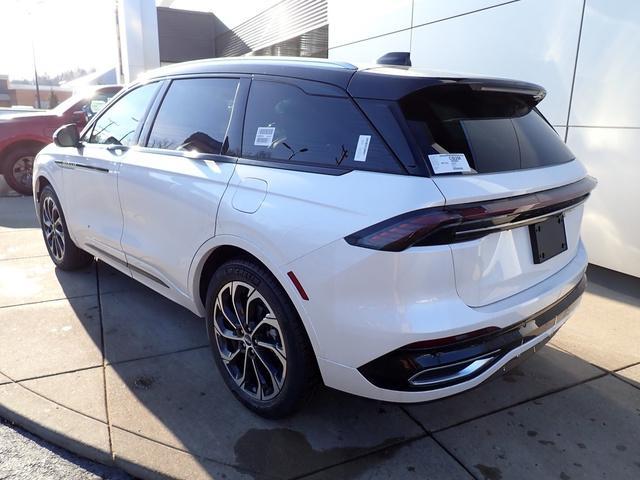 new 2025 Lincoln Nautilus car, priced at $63,455