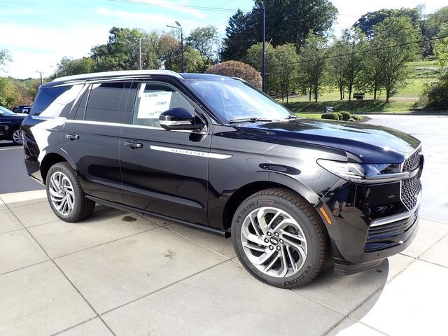 new 2025 Lincoln Navigator car, priced at $102,590