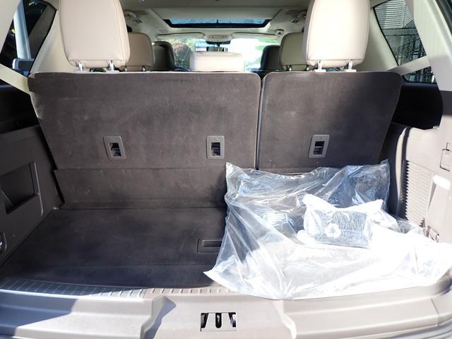 used 2022 Lincoln Navigator car, priced at $69,998