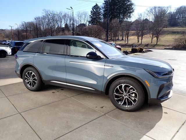 new 2025 Lincoln Nautilus car, priced at $59,020